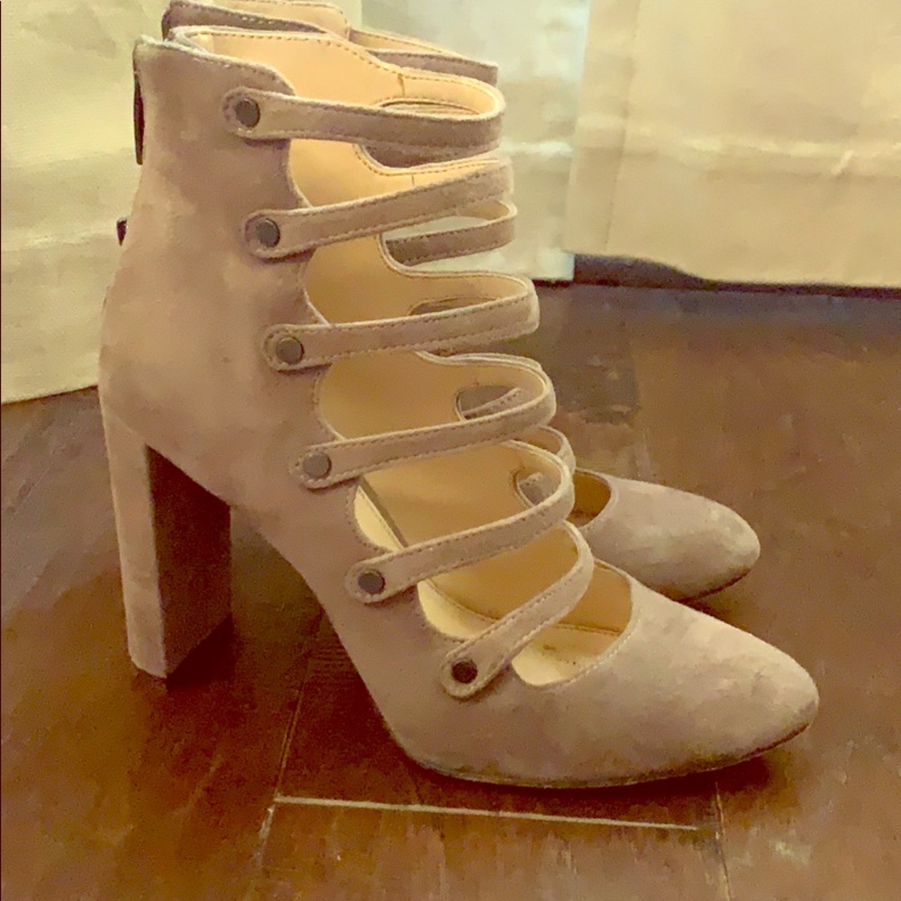 Vince Camuto Shoes